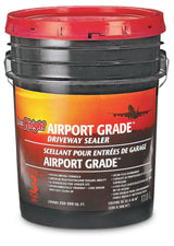 Black Knight Airport Grade 3-Year Asphalt Driveway Sealer, 250-500-sq. ft Coverage, 17-L D4D4 - product image 1